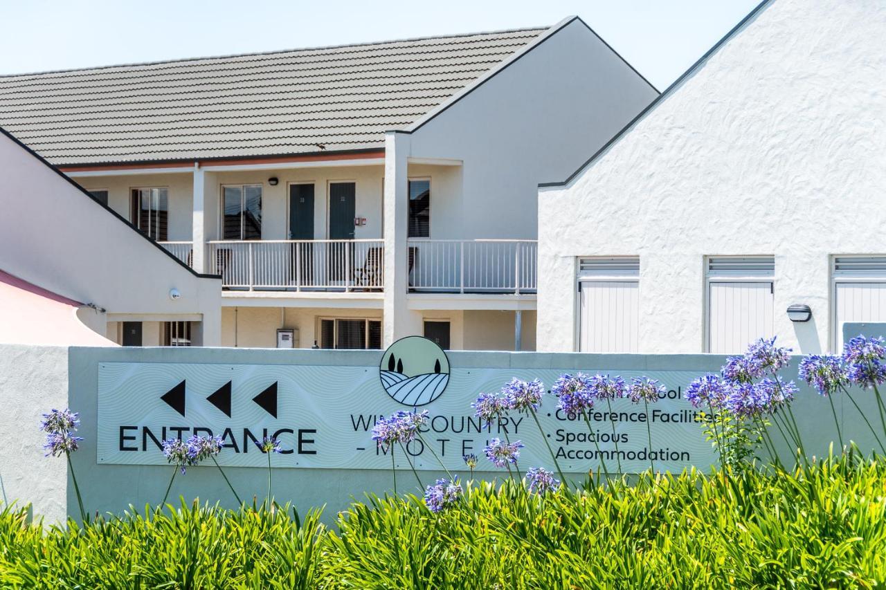 Wine Country Motel Хавлок-Норт Экстерьер фото